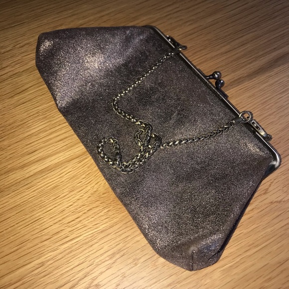 KENNETH COLE REACTION Distressed Leather Clutch - Picture 3 of 7